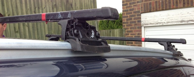 types-solid-bars Integrated bars on a roof